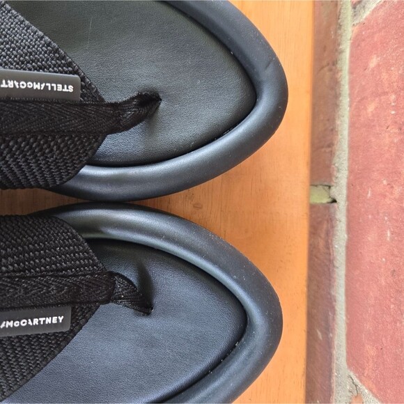 Stella McCartney chunky Sandals flip flops Vegan leather woman's size 6 Black - Picture 7 of 8